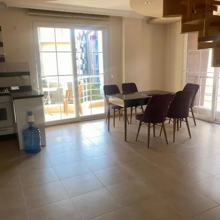 Apartment Duplex Near The Cleopatra Beach In