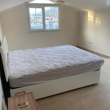 Duplex Near The Cleopatra Beach In Apartment
